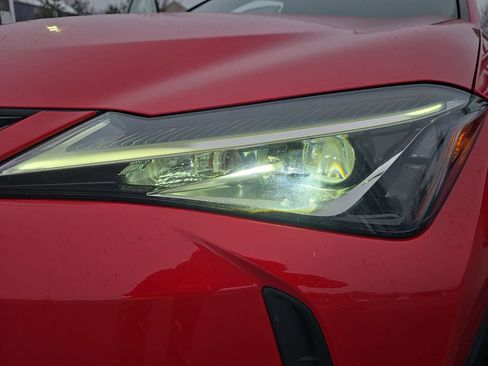 Used 2019 Lexus UX 250h image 33