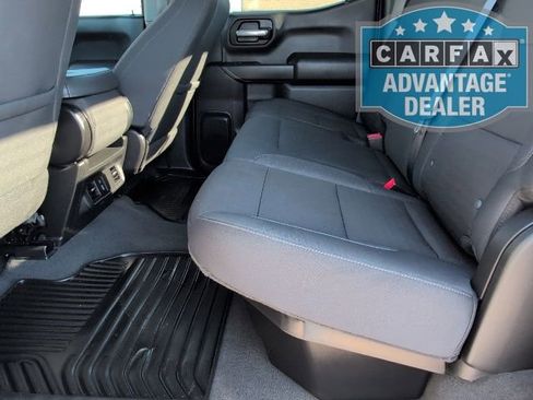 Used 2025 Chevrolet Silverado 1500 Custom image 8