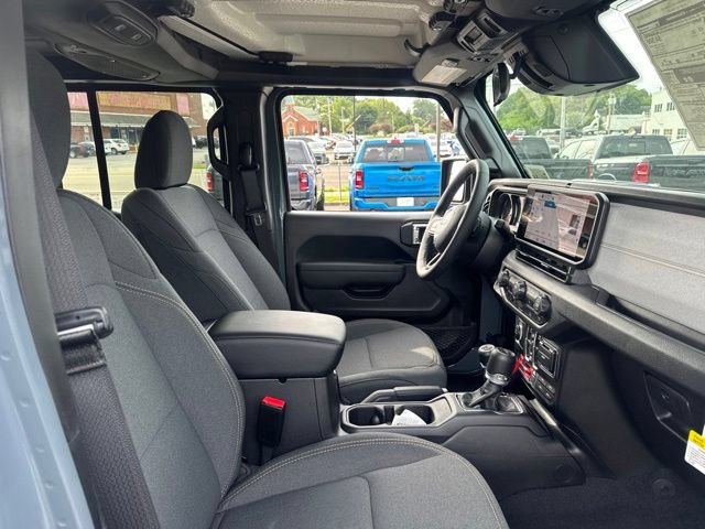 New 2026 Jeep Gladiator Sport AWD/4WD image 10