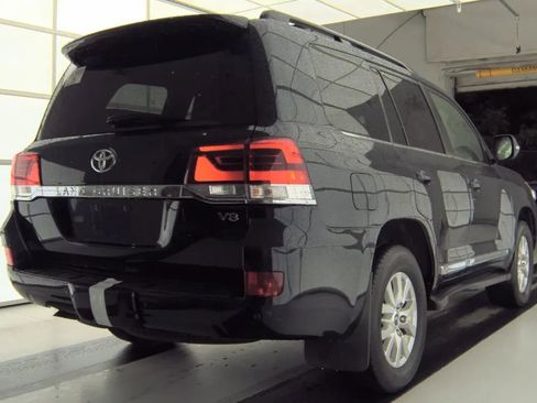 Used 2016 Toyota Land Cruiser w/ Preferred Accessory Package AWD/4WD image 3