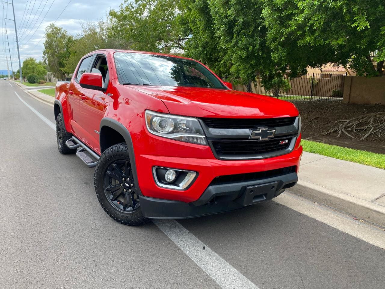 Used 2017 Chevrolet Colorado Z71 AWD/4WD image 4