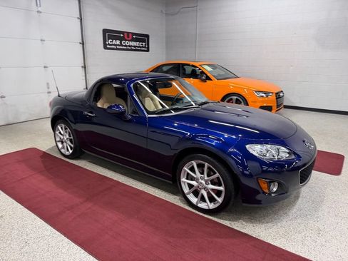 Used 2011 MAZDA MX-5 Miata Grand Touring RWD image 61