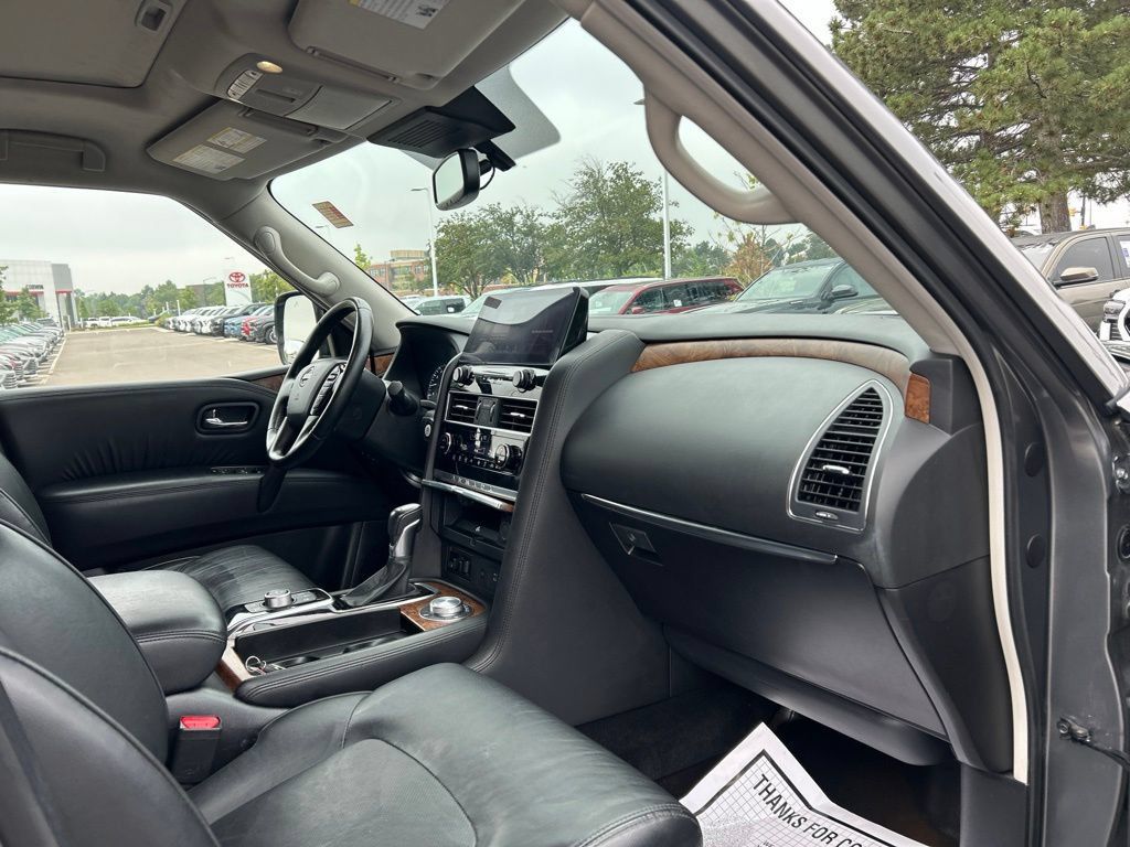 Used 2024 Nissan Armada SL AWD/4WD image 11
