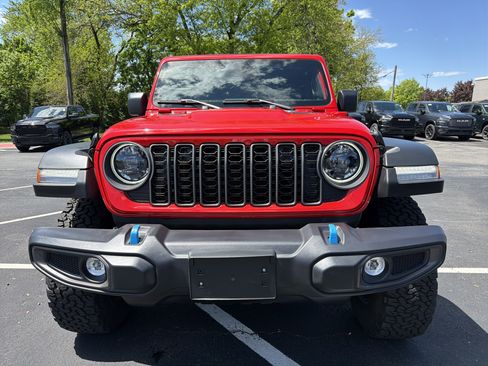 Certified 2025 Jeep Wrangler Unlimited Rubicon 4xe w/ Safety Group AWD/4WD image 2