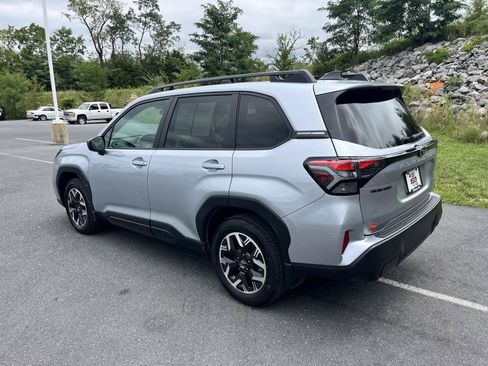Certified 2026 Subaru Forester Premium w/ Premium/Limited Package AWD/4WD image 6