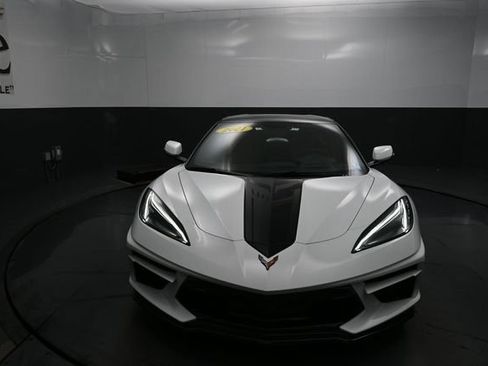 Used 2021 Chevrolet Corvette Stingray Premium Conv w/ Z51 Performance Package RWD image 24