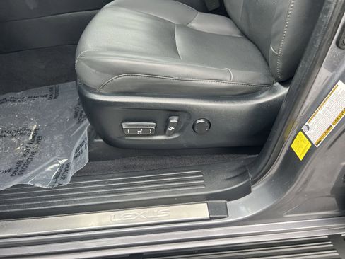 Used 2023 Lexus GX 460 Premium image 14