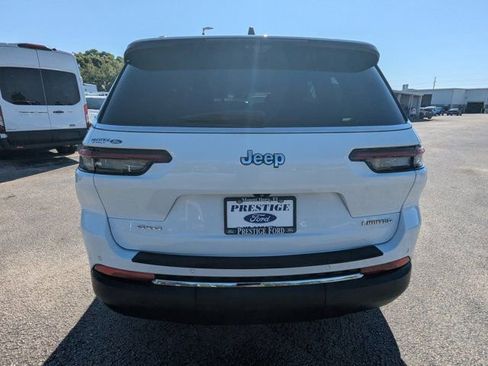 Used 2023 Jeep Grand Cherokee L Limited w/ Luxury Tech Group II AWD/4WD image 6