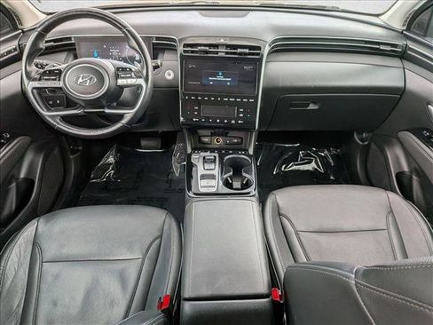 Used 2022 Hyundai Tucson Limited FWD image 17