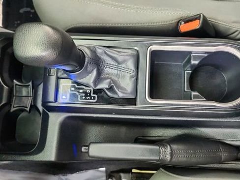 Used 2020 Toyota Tacoma SR image 49