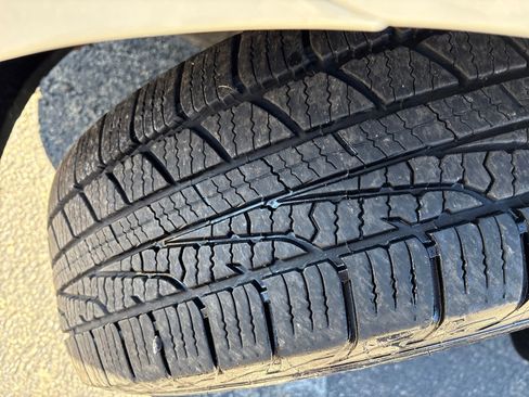 Certified 2017 INFINITI QX60 AWD w/ Premium Plus Package image 28