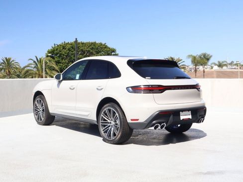 New 2026 Porsche Macan AWD/4WD image 3