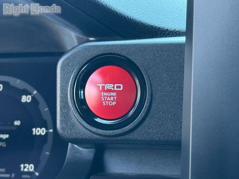 Used 2025 Toyota Tacoma TRD Off-Road image 26