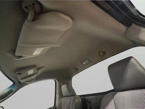 Used 2007 Dodge Ram 1500 Truck ST w/ SXT Group image 32