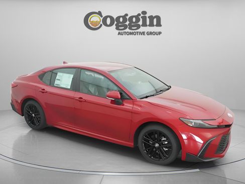 New 2026 Toyota Camry SE image 24