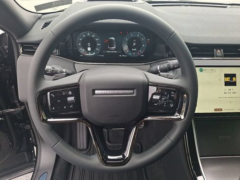New 2026 Land Rover Range Rover Evoque Hoxton AWD/4WD image 11