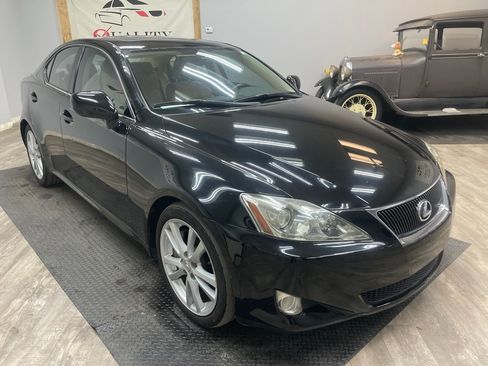 Used 2007 Lexus IS 350 RWD image 12