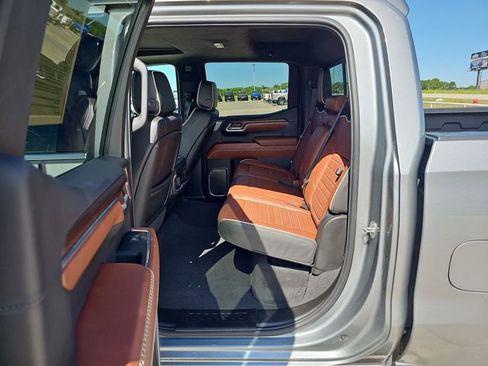 Used 2024 GMC Sierra 1500 Denali Ultimate image 25
