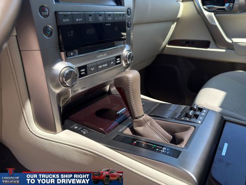 Used 2017 Lexus GX 460 Premium w/ Premium Package image 17