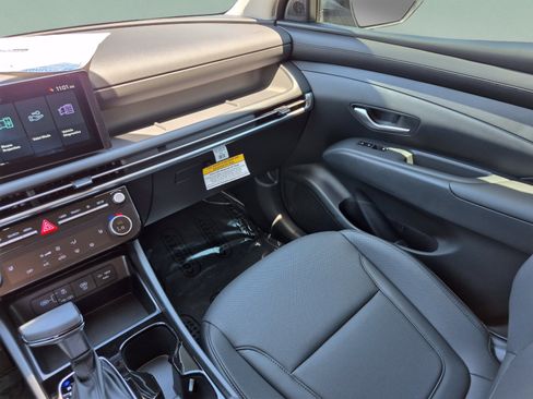 New 2026 Hyundai Tucson SEL Plus FWD image 12