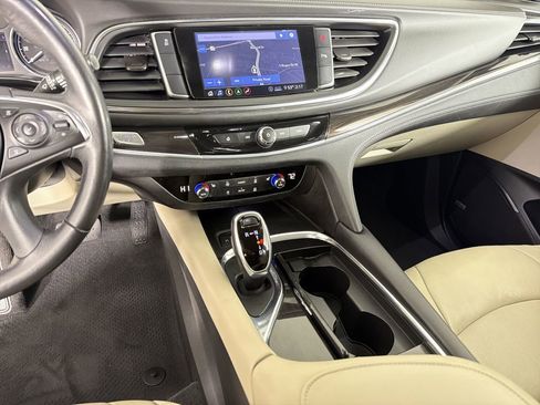 Certified 2021 Buick Enclave Essence w/ Sound and Sites Package image 29