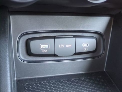 New 2026 Hyundai Venue SE image 21