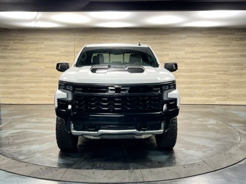 Used 2025 Chevrolet Silverado 1500 ZR2 w/ Technology Package AWD/4WD image 9