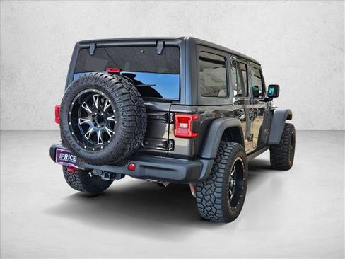 Used 2021 Jeep Wrangler Unlimited Rubicon AWD/4WD image 5