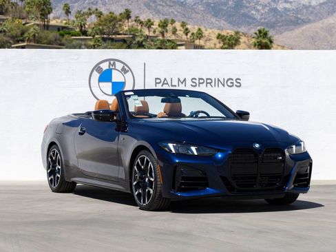 New 2026 BMW M440i Convertible w/ Premium Package RWD image 2