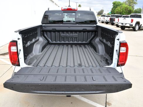 New 2026 GMC Canyon Elevation w/ Convenience Package RWD image 10