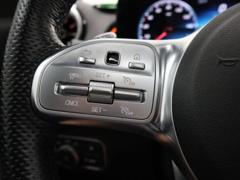 Used 2022 Mercedes-Benz GLB 35 AMG 4MATIC image 16