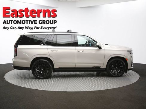 Used 2024 Cadillac Escalade Sport Platinum w/ LPO, ONYX Package image 49