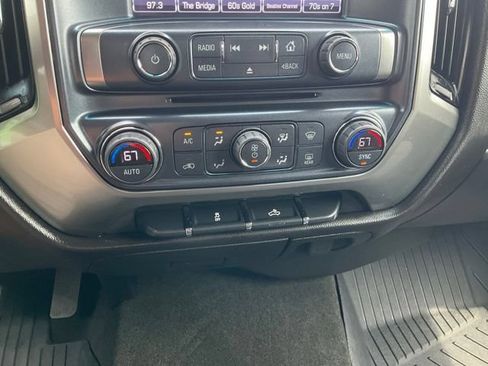 Used 2018 Chevrolet Silverado 1500 LT w/ All Star Edition AWD/4WD image 7