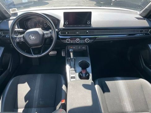 Used 2023 Honda Civic Sport image 10