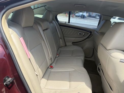 Used 2011 Ford Taurus Limited w/ 303A Rapid Spec Order Code FWD image 22