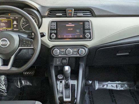 Used 2021 Nissan Versa SV image 14
