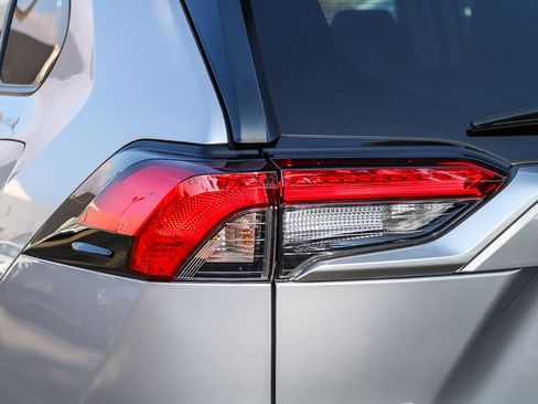 Used 2024 Toyota RAV4 LE image 9