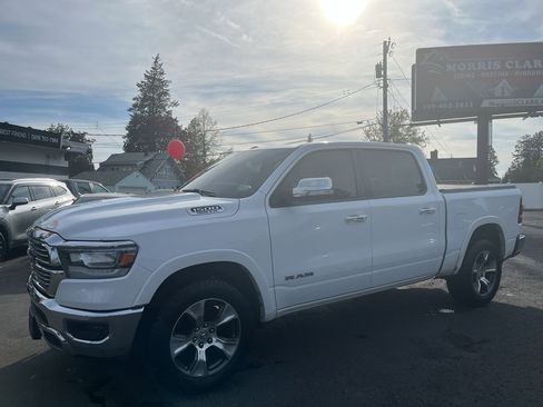 Used 2020 RAM 1500 Laramie AWD/4WD image 2
