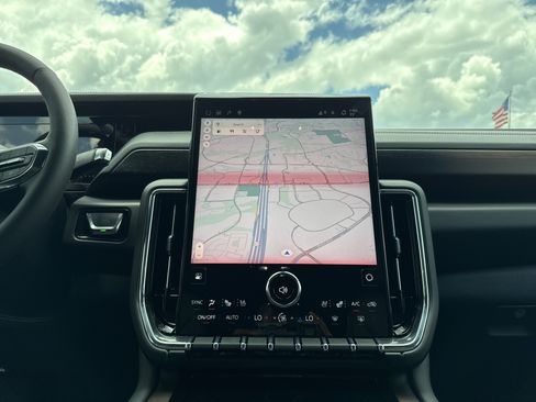New 2026 GMC Yukon Denali AWD/4WD image 29