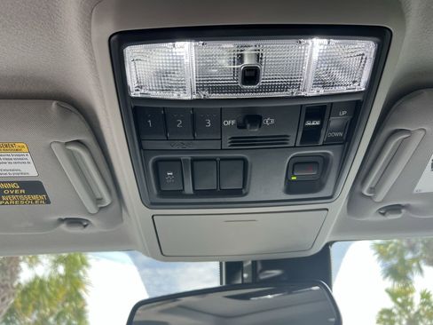 Used 2024 Toyota 4Runner SR5 Premium w/ Moonroof Package RWD image 29