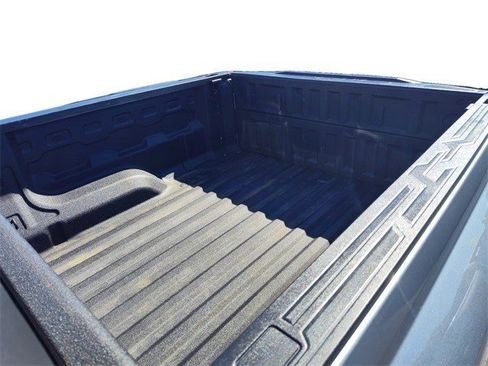 Used 2024 Chevrolet Colorado LT w/ LT Convenience Package II image 22