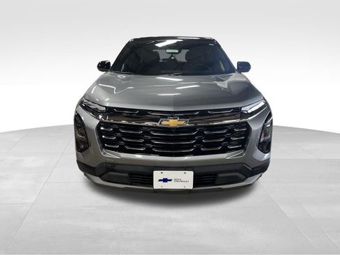 New 2026 Chevrolet Equinox LT w/ Convenience Package II AWD/4WD image 8