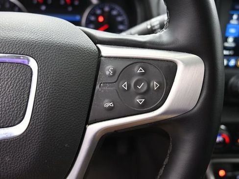 Used 2024 GMC Terrain SLT AWD/4WD image 26