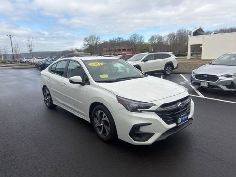 Certified 2025 Subaru Legacy Premium AWD/4WD image 3