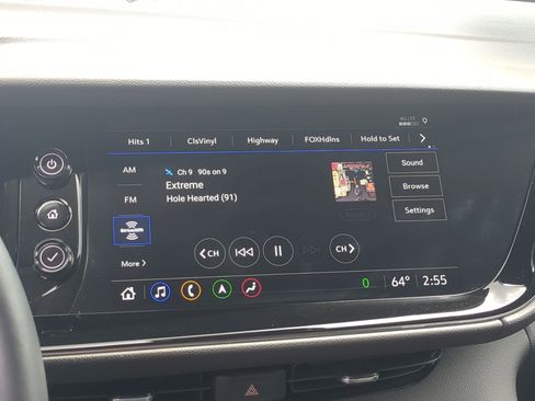 Used 2023 Buick Envision Avenir AWD/4WD image 12