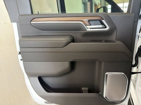 New 2026 Chevrolet Silverado 3500 High Country w/ Technology Package image 32