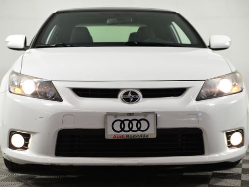Used 2013 Scion tC 2dr HB Auto (Natl) image 6