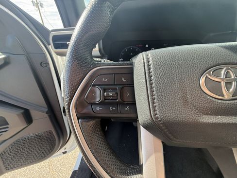 Used 2024 Toyota Tacoma TRD Off-Road AWD/4WD image 24