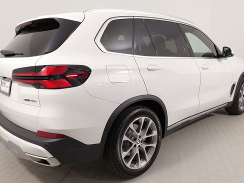 Used 2024 BMW X5 xDrive40i image 10