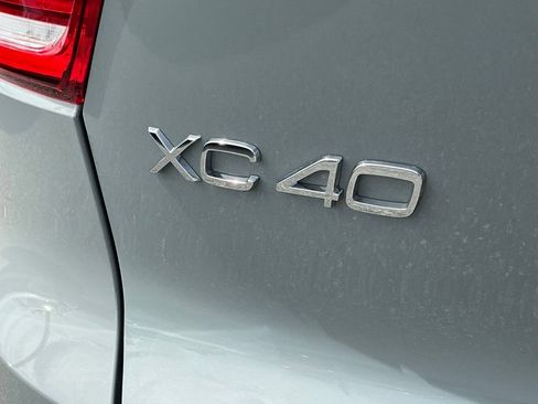 Used 2026 Volvo XC40 B5 Plus AWD/4WD image 23